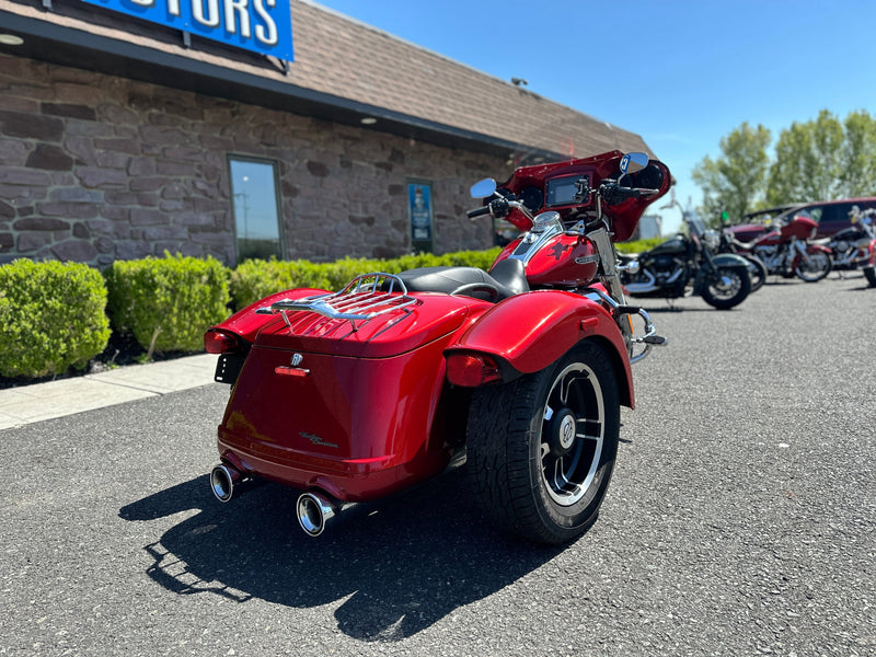 Harley-Davidson Motorcycle 2018 Harley-Davidson Freewheeler Free Wheeler FLRT Triglide Fairing with Extras! $23,995