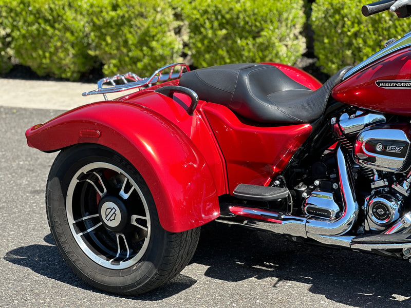 Harley-Davidson Motorcycle 2018 Harley-Davidson Freewheeler Free Wheeler FLRT Triglide Fairing with Extras! $23,995