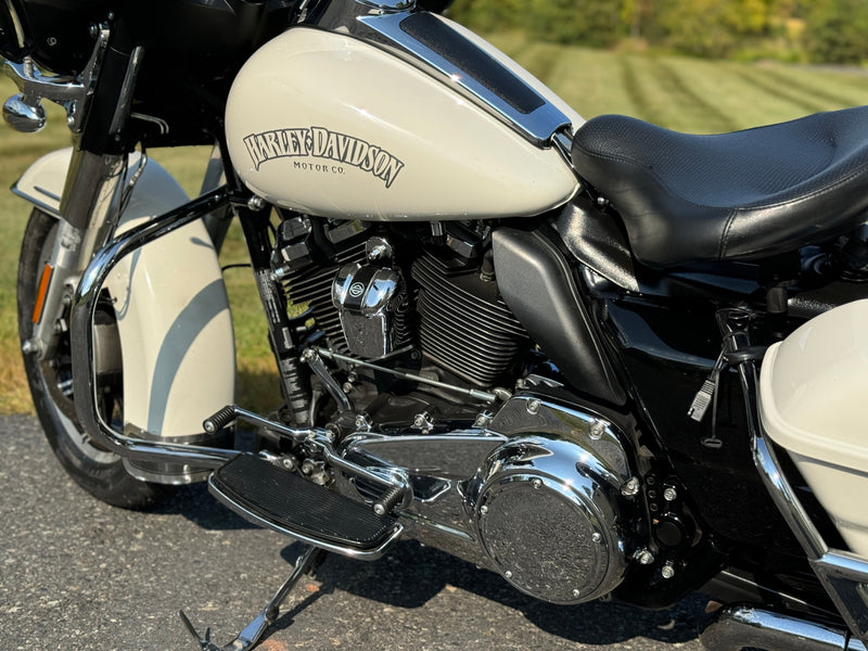 Harley-Davidson Motorcycle 2018 Harley-Davidson Police Electra Glide FLHTP 26,551 Miles! 107" M8 Rinehart Mufflers $11,995