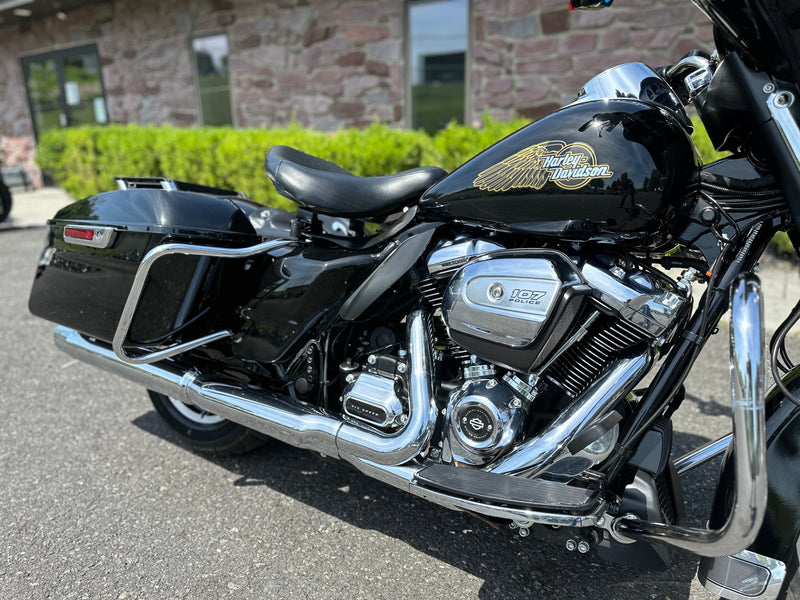 Harley-Davidson Motorcycle 2018 Harley-Davidson Police Street Electra Glide FLHTP 107" M8 One Owner Only 4,617 Miles! $15,995