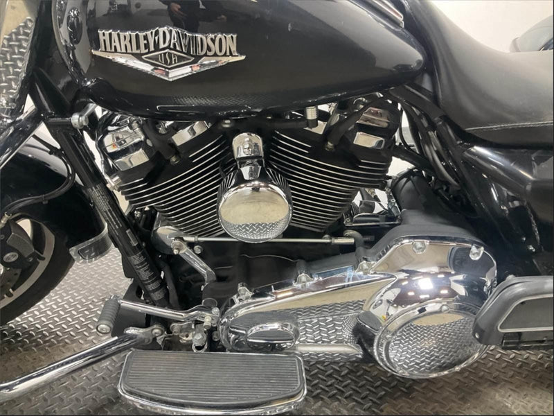 Harley-Davidson Motorcycle 2018 Harley-Davidson Road King FLHR Chrome Front End & True Duals $11,500 (In Transit)