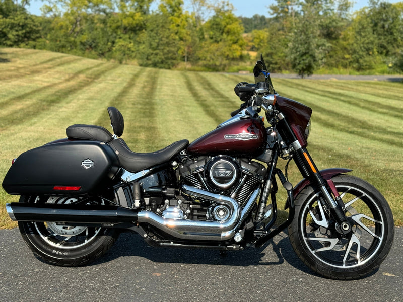 Harley-Davidson Motorcycle 2018 Harley-Davidson Softail Sport Glide FLSB One Owner Low Miles w/ Extras! $11,995