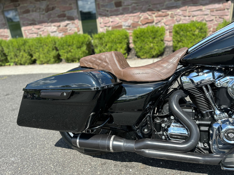 Harley-Davidson Motorcycle 2018 Harley-Davidson Street Glide FLHX One Owner w/ Exhaust, Bars, and Extras! $14,995