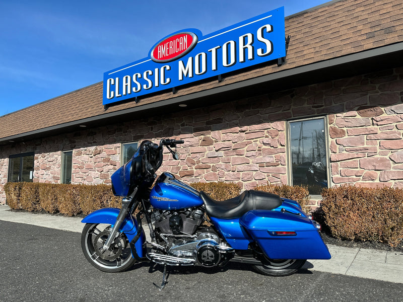 Electric blue harley online davidson