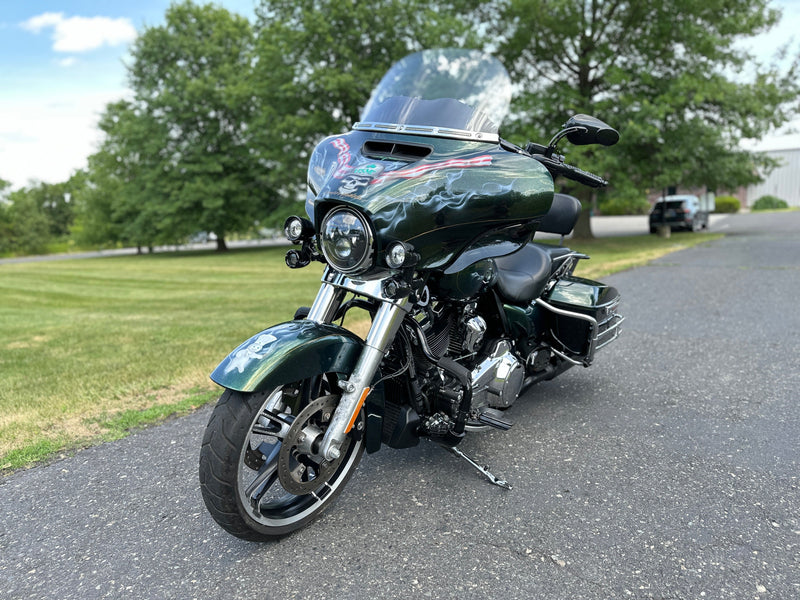 Harley-Davidson Motorcycle 2018 Harley-Davidson Street Glide FLHX Security ABS 6.5 Radio & Special Paint! USMC! Only 8,339 Miles! $15,995