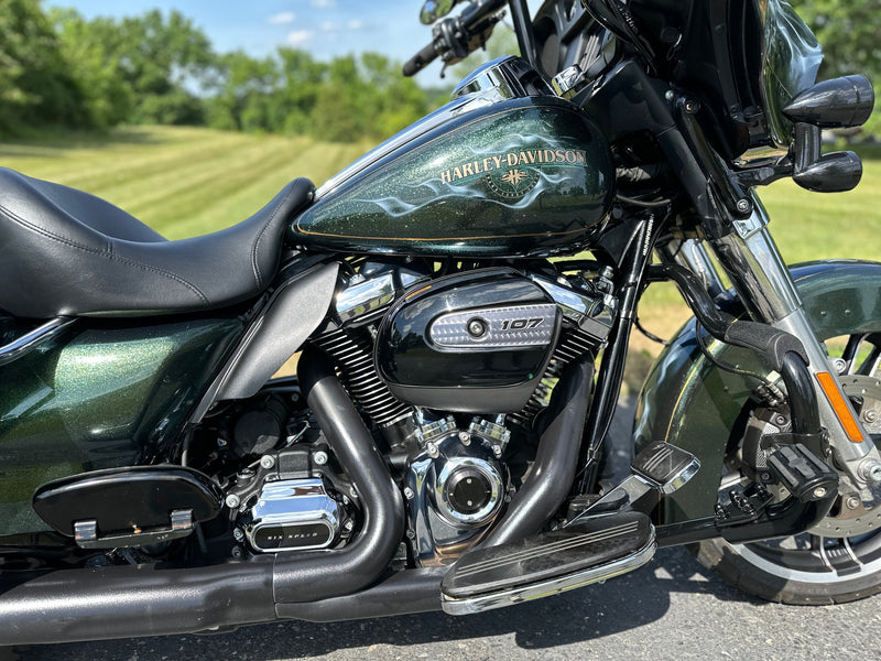 Harley-Davidson Motorcycle 2018 Harley-Davidson Street Glide FLHX Security ABS 6.5 Radio & Special Paint! USMC! Only 8,339 Miles! $15,995