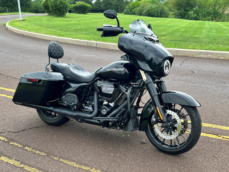 Harley-Davidson Motorcycle 2018 Harley-Davidson Street Glide Special FLHXS One owner! Apes & Extras! $17,995 (Sneak Peek Deal)