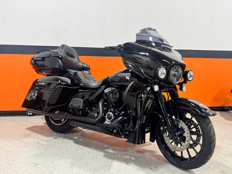 Harley-Davidson Motorcycle 2018 Harley-Davidson Street Glide Style Ultra FLHTCU 124" Big Bore & Tons Of Extras! $16,995