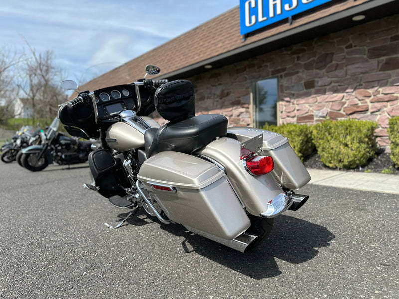 Harley-Davidson Motorcycle 2018 Harley-Davidson Touring Electra Glide Ultra Classic FLHTCU w/ GPS, Apes, & Extras! $13,995 (Sneak Peek Deal)