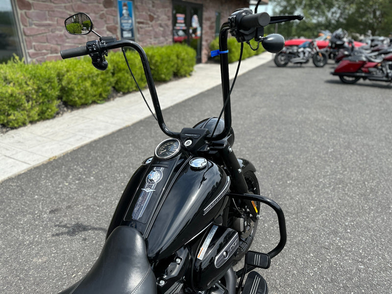 Harley-Davidson Motorcycle 2018 Harley-Davidson Touring Road King Special FLHRXS M8 Low Miles One Owner w/ Apes & Extras! $15,995