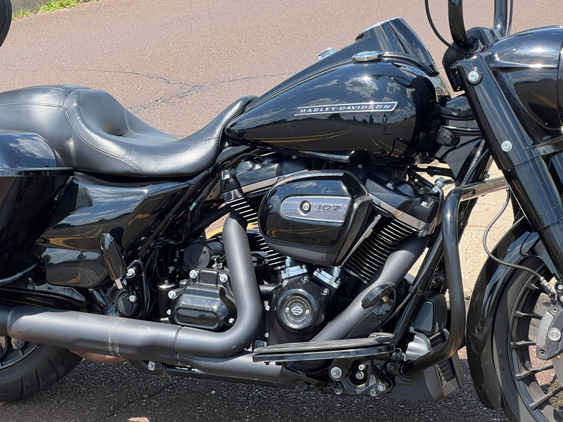 Harley-Davidson Motorcycle 2018 Harley-Davidson Touring Road King Special FLHRXS M8 Low Miles One Owner w/ Apes & Extras! $17,995