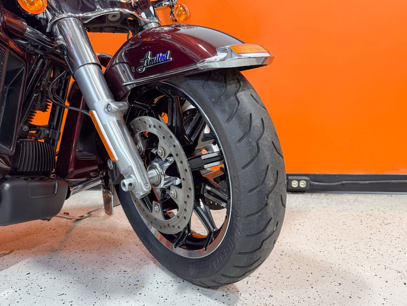 Harley-Davidson Motorcycle 2018 Harley-Davidson Ultra Limited FLHTK M8 Twisted Cherry w/ Apes, Pipe, & Extras! $12,995