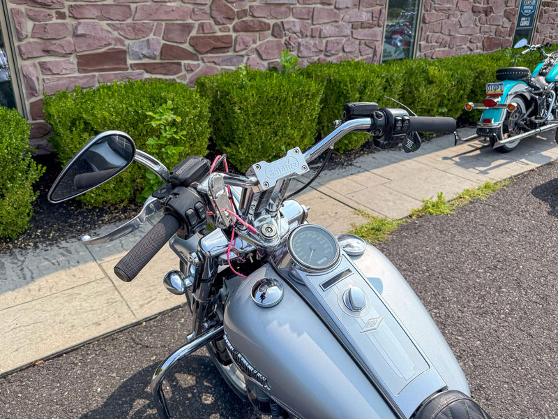 Harley-Davidson Motorcycle 2019 Harley-Davidson Road King FLHR Custom Bars Chrome Front Wheel & Slip-Ons! $13,995