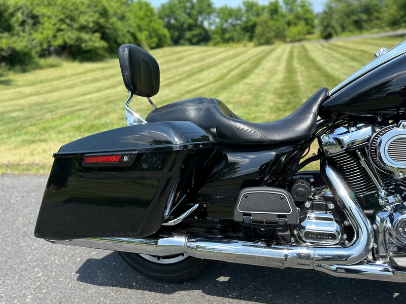 Harley-Davidson Motorcycle 2019 Harley-Davidson Road King FLHR One Owner w/ 21" Wheel, Bars, & Many Upgrades! $11,995 (Sneak Peek Deal)