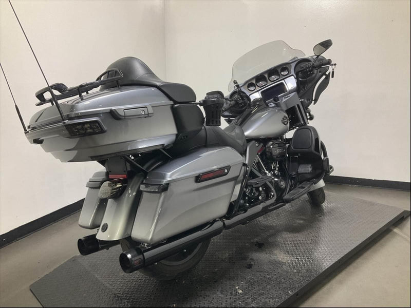 Harley-Davidson Motorcycle 2019 Harley-Davidson Screamin' Eagle 117" CVO Ultra Limited FLHTKSE Stunning Bike! $23,995 (Sneak Peek Deal)