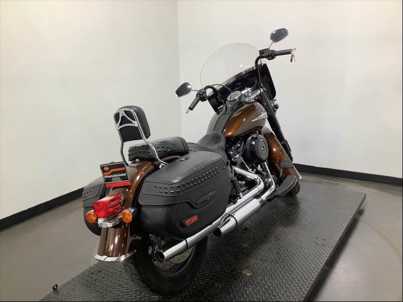 Harley-Davidson Motorcycle 2019 Harley-Davidson Softail Heritage Classic FLHC M8 107" Rawhide One Owner! $11,995 (Sneak Peek Deal)