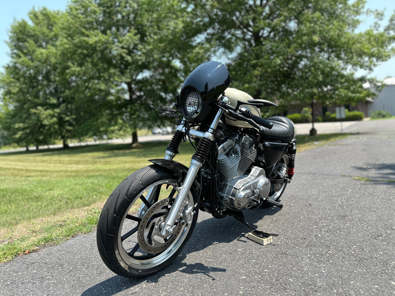 Harley-Davidson Motorcycle 2019 Harley-Davidson Sportster Super Low XL883L Custom Bobber Cafe Racer! 706 Miles! $6,995