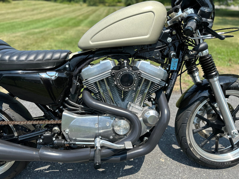 Harley-Davidson Motorcycle 2019 Harley-Davidson Sportster Super Low XL883L Custom Bobber Cafe Racer! 706 Miles! $6,995