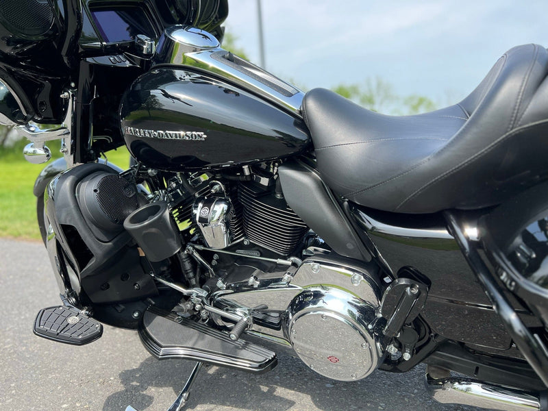 Harley-Davidson Motorcycle 2019 Harley-Davidson Ultra Classic Limited FLHTK 8,673 Miles! 114" w/ Tons of Extras! - $24,995