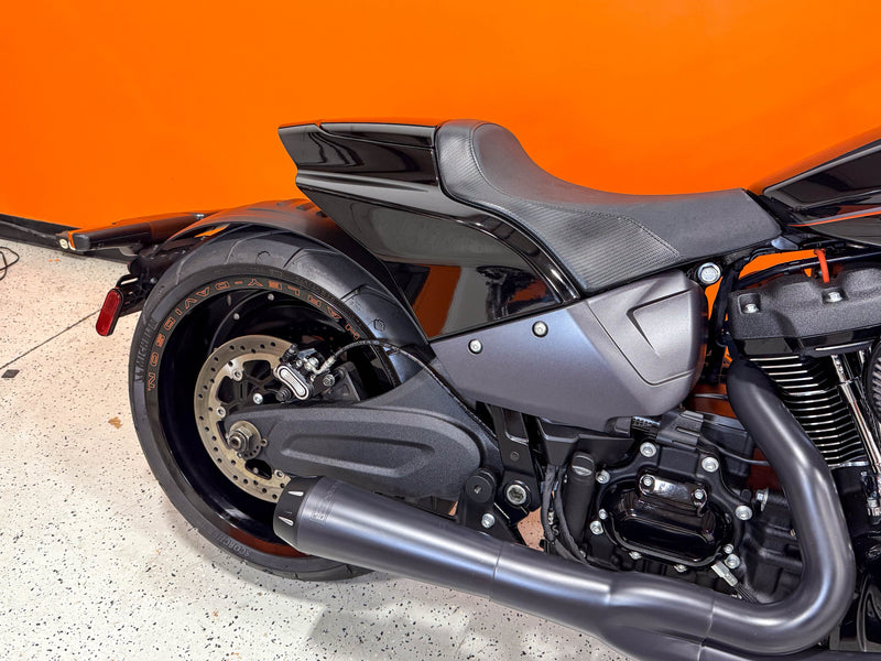 Harley-Davidson Motorcycle 2020 Harley-Davidson Softail FXDR FXDRS 114 Only 1,624 Miles w/ Upgrades! $14,995