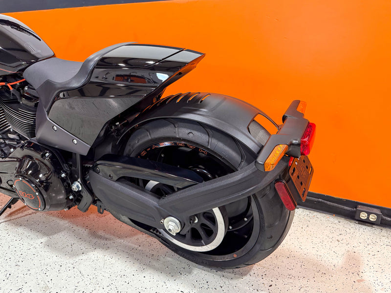 Harley-Davidson Motorcycle 2020 Harley-Davidson Softail FXDR FXDRS 114 Only 1,624 Miles w/ Upgrades! $14,995