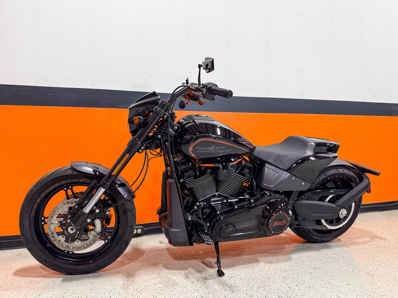 Harley-Davidson Motorcycle 2020 Harley-Davidson Softail FXDR FXDRS 114 Only 1,624 Miles w/ Upgrades! $14,995