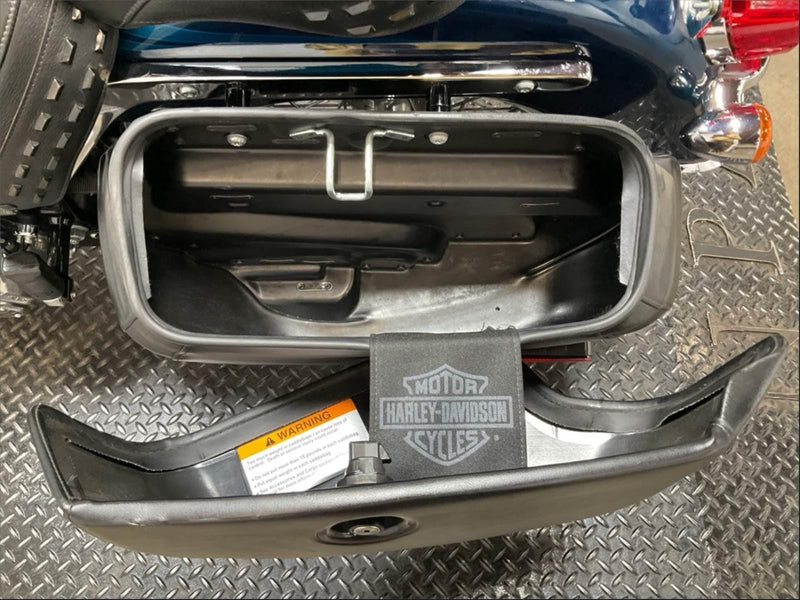 Harley-Davidson Motorcycle 2020 Harley-Davidson Softail Heritage Classic FLHC Tahitian Teal Chrome Package 21" Wheel One Owner Low Miles Upgrades! $14,995 (In Transit)