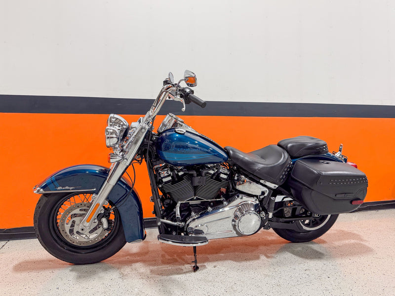 Harley-Davidson Motorcycle 2020 Harley-Davidson Softail Heritage Classic FLHC Tahitian Teal Chrome Package One Owner Only 1,287 Miles! $13,995