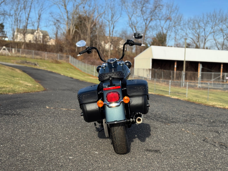 Harley-Davidson Motorcycle 2020 Harley-Davidson Softail Heritage Classic FLHCS 114" 2-Tone One Owner Low Miles! $11,995