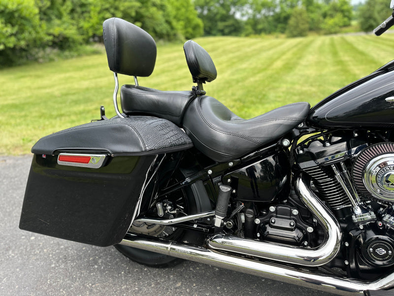 Harley-Davidson Motorcycle 2020 Harley-Davidson Softail Heritage Classic FLHCS 114" True Duals, Stretched Saddlebags & Many Extras! $15,995