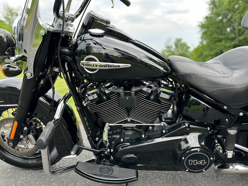 Harley-Davidson Motorcycle 2020 Harley-Davidson Softail Heritage Classic FLHCS 114" True Duals, Stretched Saddlebags & Many Extras! $15,995