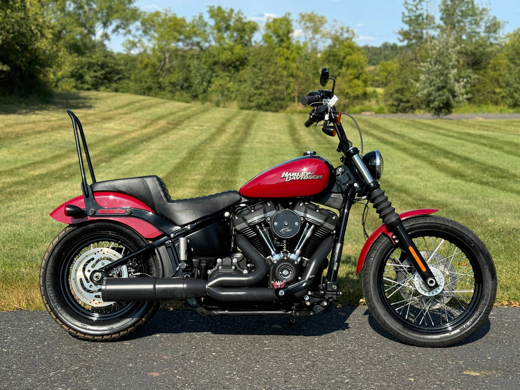 Harley-Davidson Motorcycle 2020 Harley-Davidson Softail Street Bob FXBB M8 ABS w/ Pipe, Step Up Seat, & Extras! One Owner! Clean Carfax! $10,995