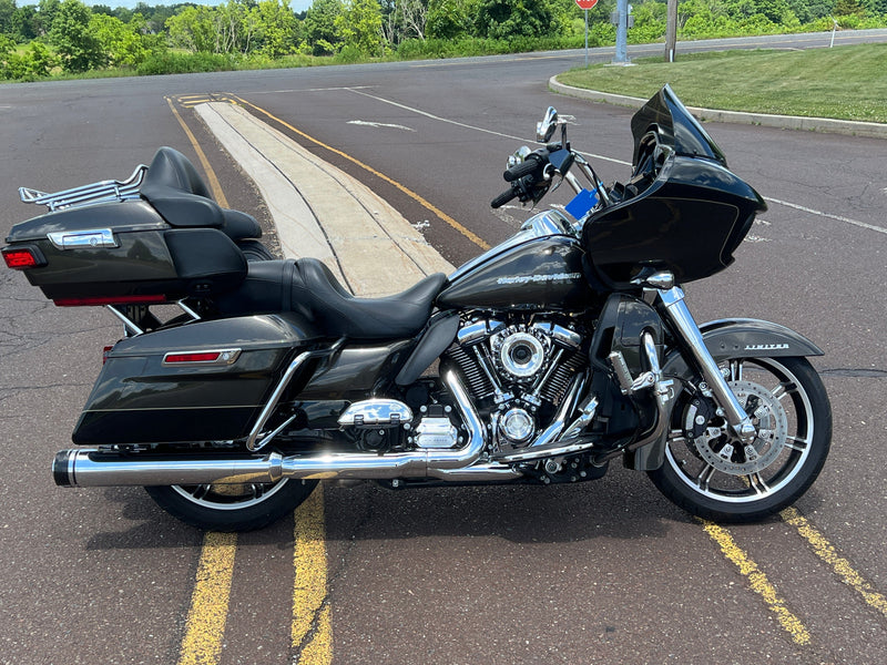 Harley-Davidson Motorcycle 2020 Harley-Davidson Touring Road Glide Limited FLTRK 114" Chrome Front End, RDRS, & Many Extras! $18,995