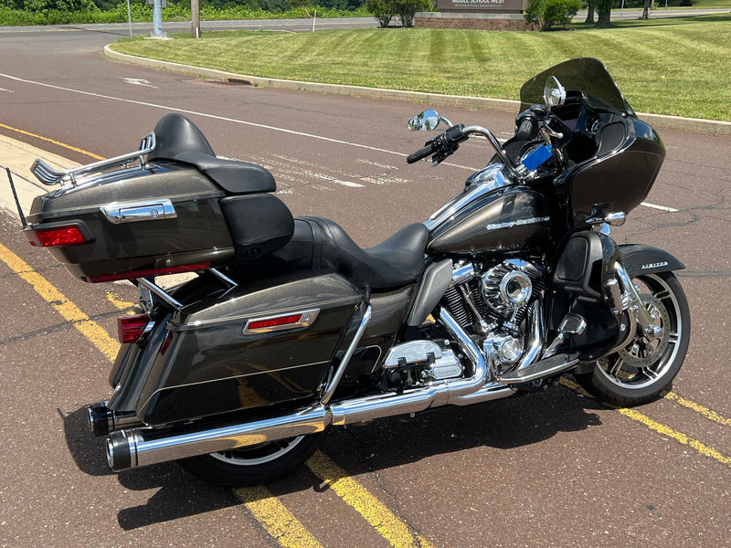 Harley-Davidson Motorcycle 2020 Harley-Davidson Touring Road Glide Limited FLTRK 114" Chrome Front End, RDRS, & Many Extras! $18,995