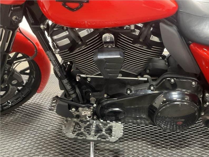 Harley-Davidsonストリートグライド2020エンジンパーツ ハーレー純正 2024以降 ロードグライド、ストリートグライド Screamin
