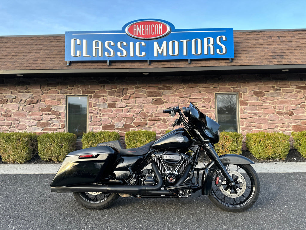 Harley-Davidson Motorcycle 2021 Harley-Davidson Street Glide Special FLHXS w/ Low Miles & Extras! $21,995