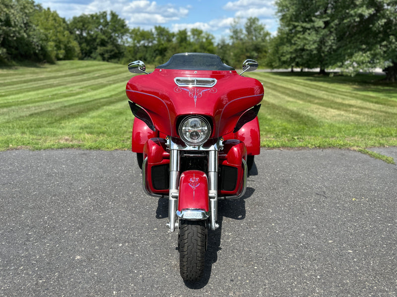 Harley-Davidson Motorcycle 2021 Harley-Davidson Triglide Ultra FLHTCUTG 114" Street Glide Trike! RDRS! Many Extras! Only 4,942 Miles! $29,995