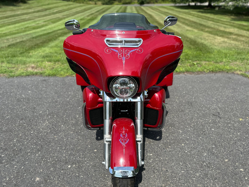 Harley-Davidson Motorcycle 2021 Harley-Davidson Triglide Ultra FLHTCUTG 114" Street Glide Trike! RDRS! Many Extras! Only 4,942 Miles! $29,995