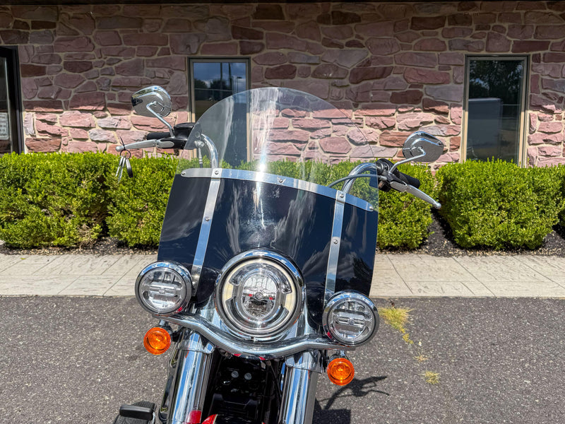 Harley-Davidson Motorcycle 2022 Harley Davidson Softail Heritage Classic FLHCS 114 2-Tone w/ Only 967 Miles! One-Owner Clean Carfax! $15,995