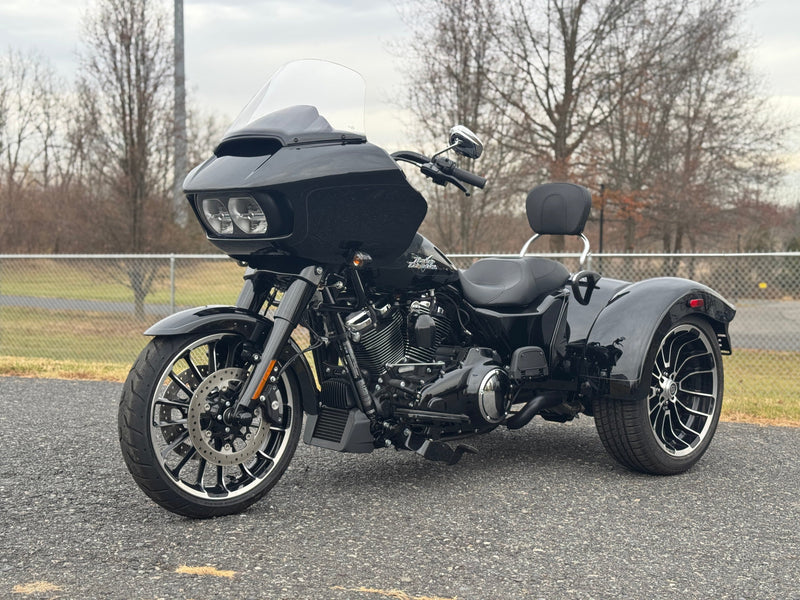 Harley-Davidson Motorcycle 2023 Harley-Davidson Trike Road Glide 3 Trike FLTRT 114 Blackout Option One Owner Only 212 Miles w/ Upgrades! $31,995