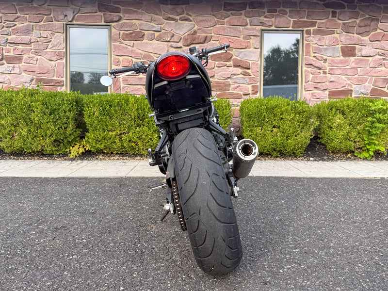 Kawasaki Motorcycle 2018 Kawasaki ZR900CJF Z900RS, Retro Styling, One Owner, Clean Carfax! $7,995