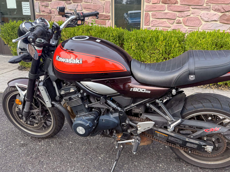 Kawasaki Motorcycle 2018 Kawasaki ZR900CJF Z900RS, Retro Styling, One Owner, Clean Carfax! $7,995