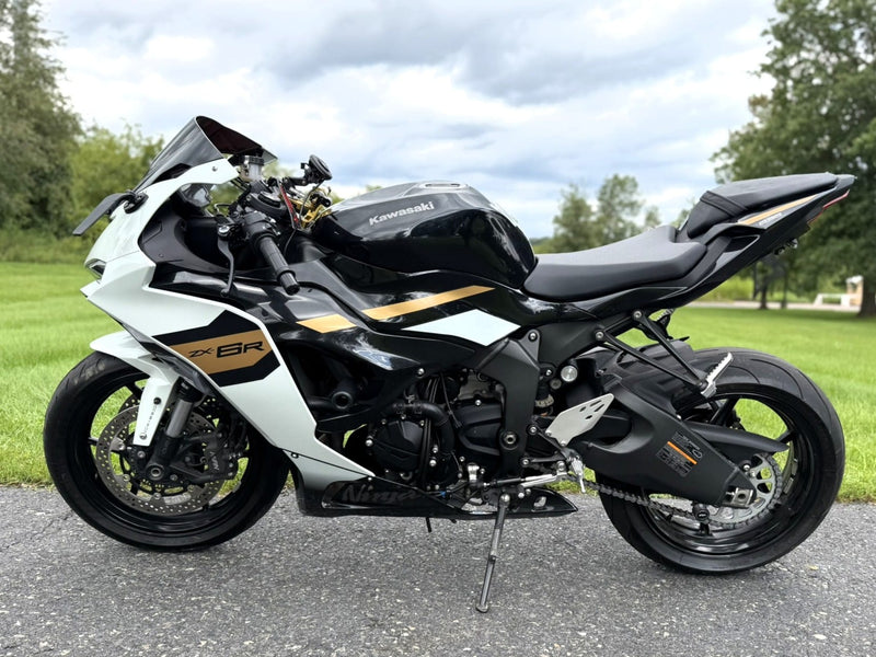 2026 Kawasaki Ninja ZX-6R ZX636JTFAN ABS 636cc One-Owner, Clean