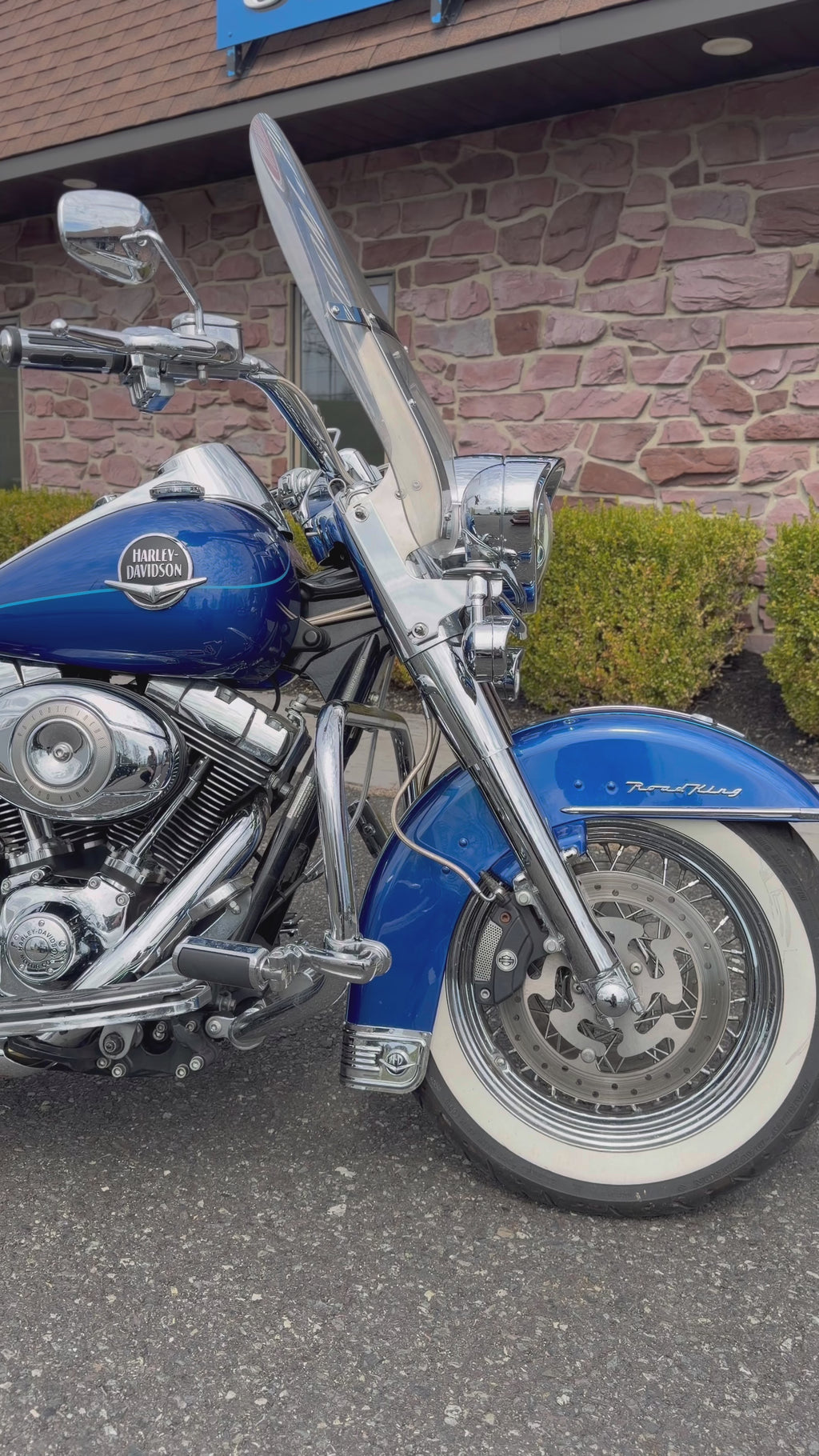 2009 Harley-Davidson Road King Classic FLHRC Only 12k Miles One