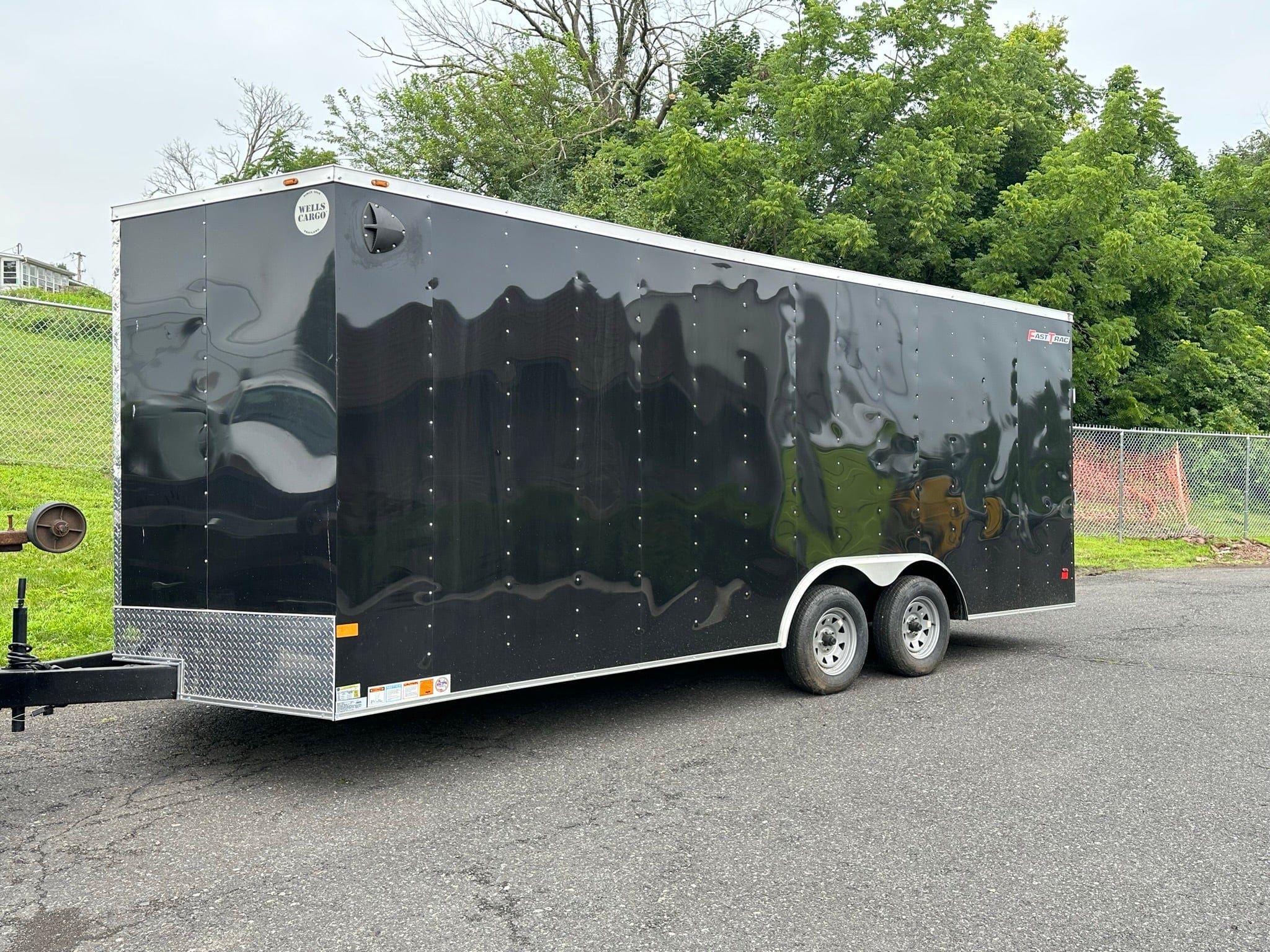 2023 Wells Cargo Fast Trac 8.5x20 Enclosed Trailer Motorcycle Utility ...