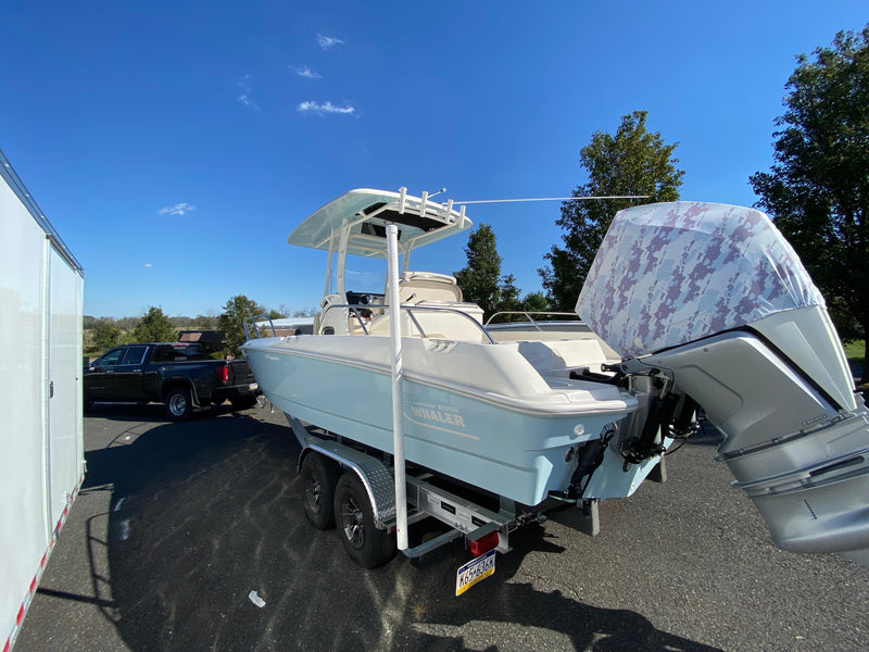 Boston Whaler Boat 2021 Boston Whaler Dauntless 270 CC Center Console Fishing Family Boat Twin V8 300's - $239,995