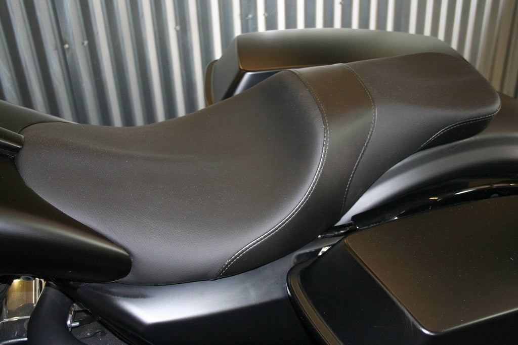 Danny Gray Seats Danny Gray 2-Up Seat For Paul Yaffe Stretched Tank 08-2021 Harley Touring STK08