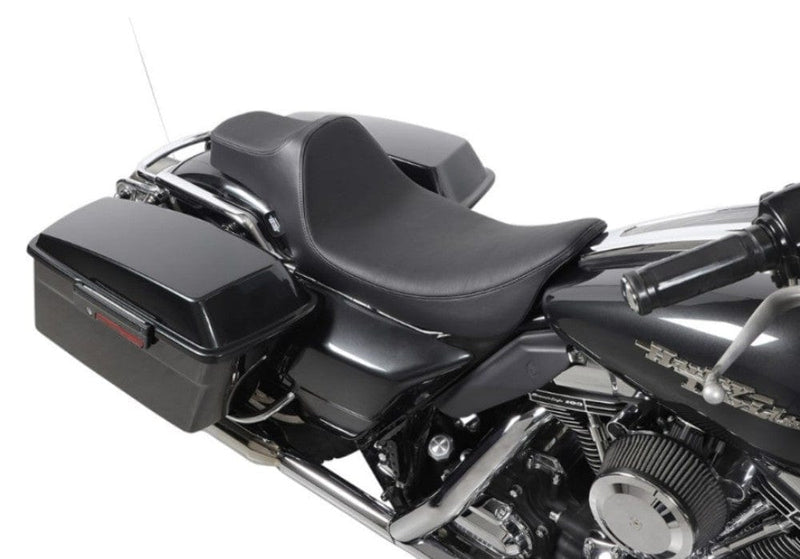 Drag Specialties Drag Specialties Extended Reach Predator III Smooth Seat 99-07 Harley FLHR FLHX