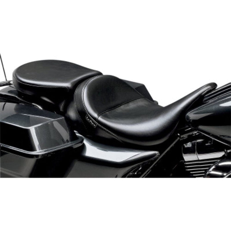 Le Pera Seats Le Pera Aviator Smooth Deluxe Wide Pillion Pad Passenger Seat Harley 08+ Touring