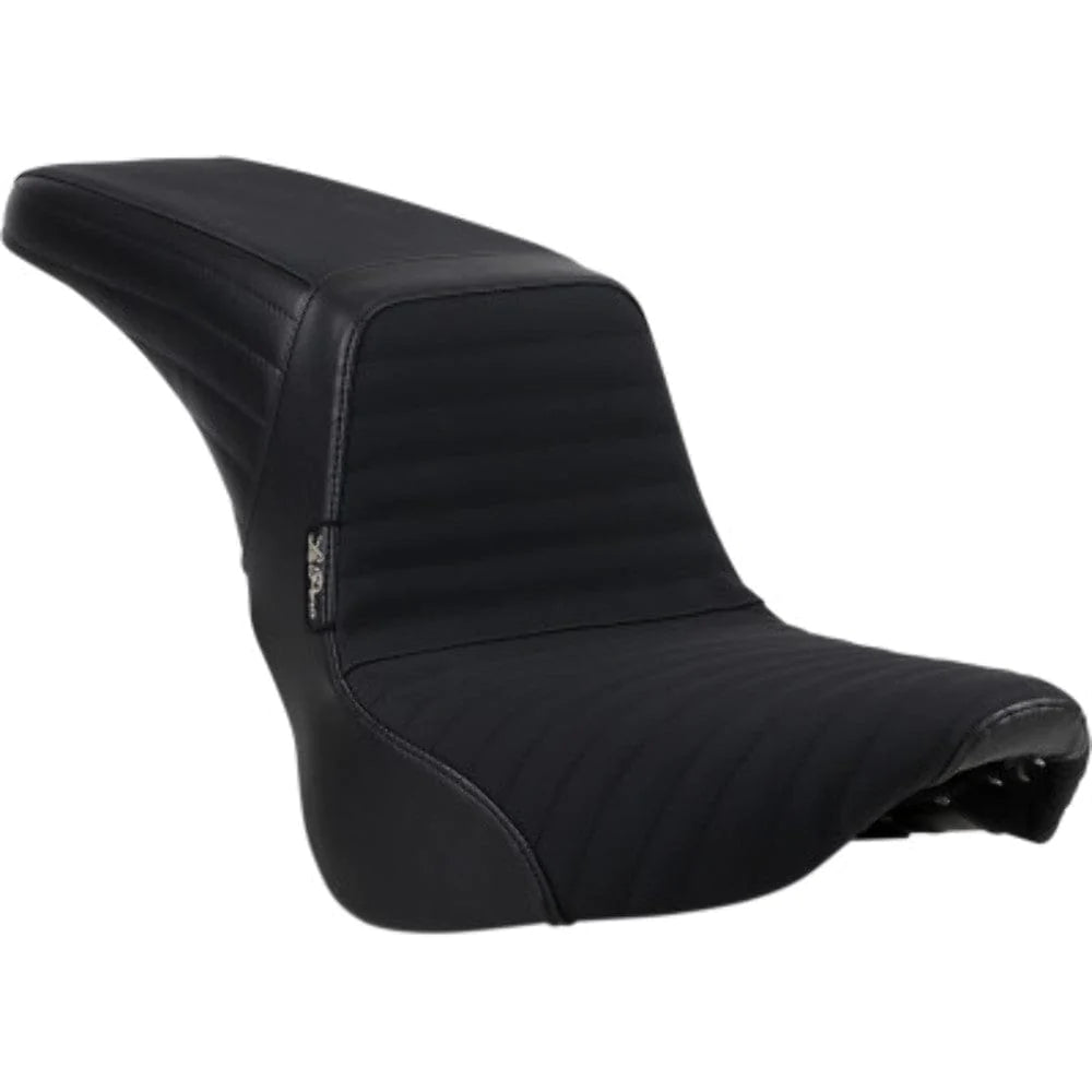 Le Pera Seats Le Pera Kick Flip Pleated Gripp Tape 2 Up Seat Harley 18+ Softail Fat Bob FXFB